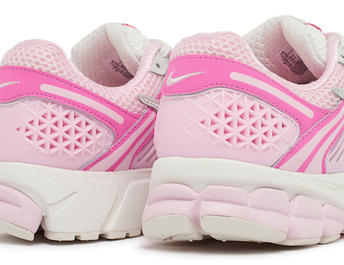 Nike Zoom Vomero 5 Hyper Pink (Women's)