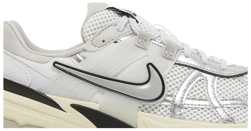 Nike V2K Run Summit White Metallic Silver (Women's)