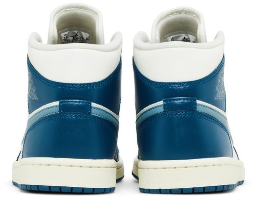 Jordan 1 Mid
French Blue (Women's)