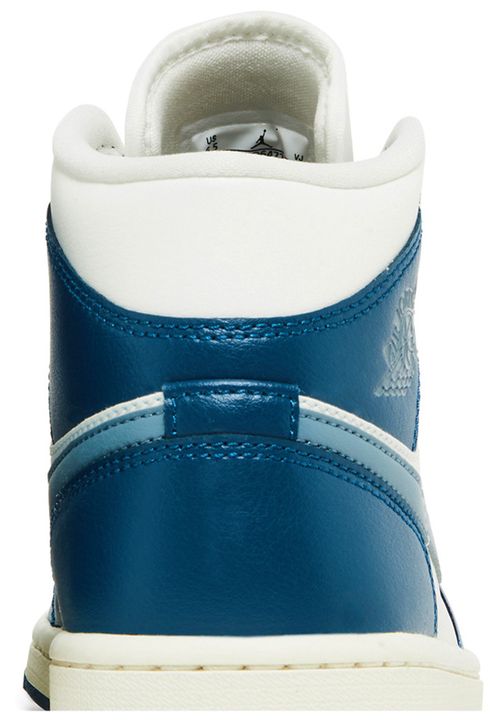 Jordan 1 Mid
French Blue (Women's)