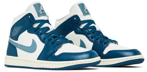 Jordan 1 Mid
French Blue (Women's)