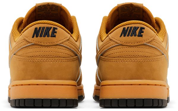 Nike Dunk Low Retro SE Wheat Gum