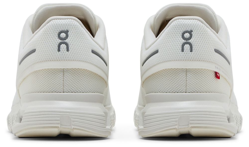 On Running Cloud 6 All White