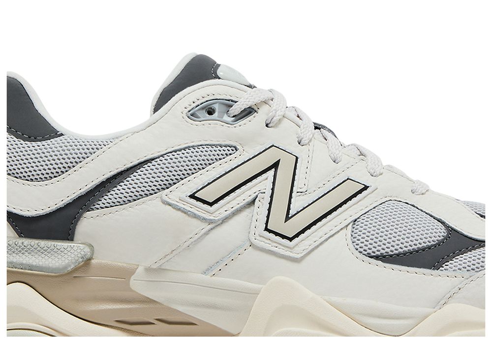 New Balance 9060 Sea Salt Castlerock
