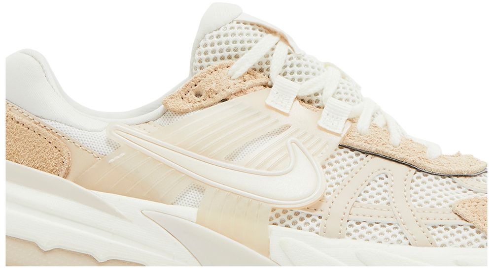 Nike V2K Run Sail Sand Drift (Women's)