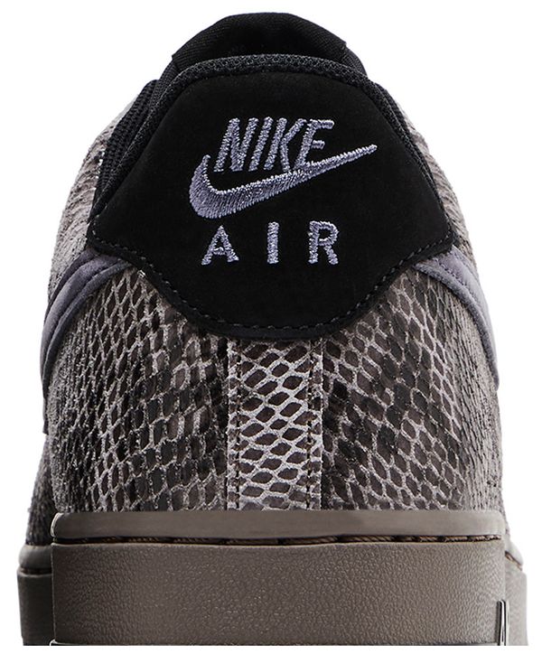 Nike Air Force 1 Low Off Noir Snakeskin