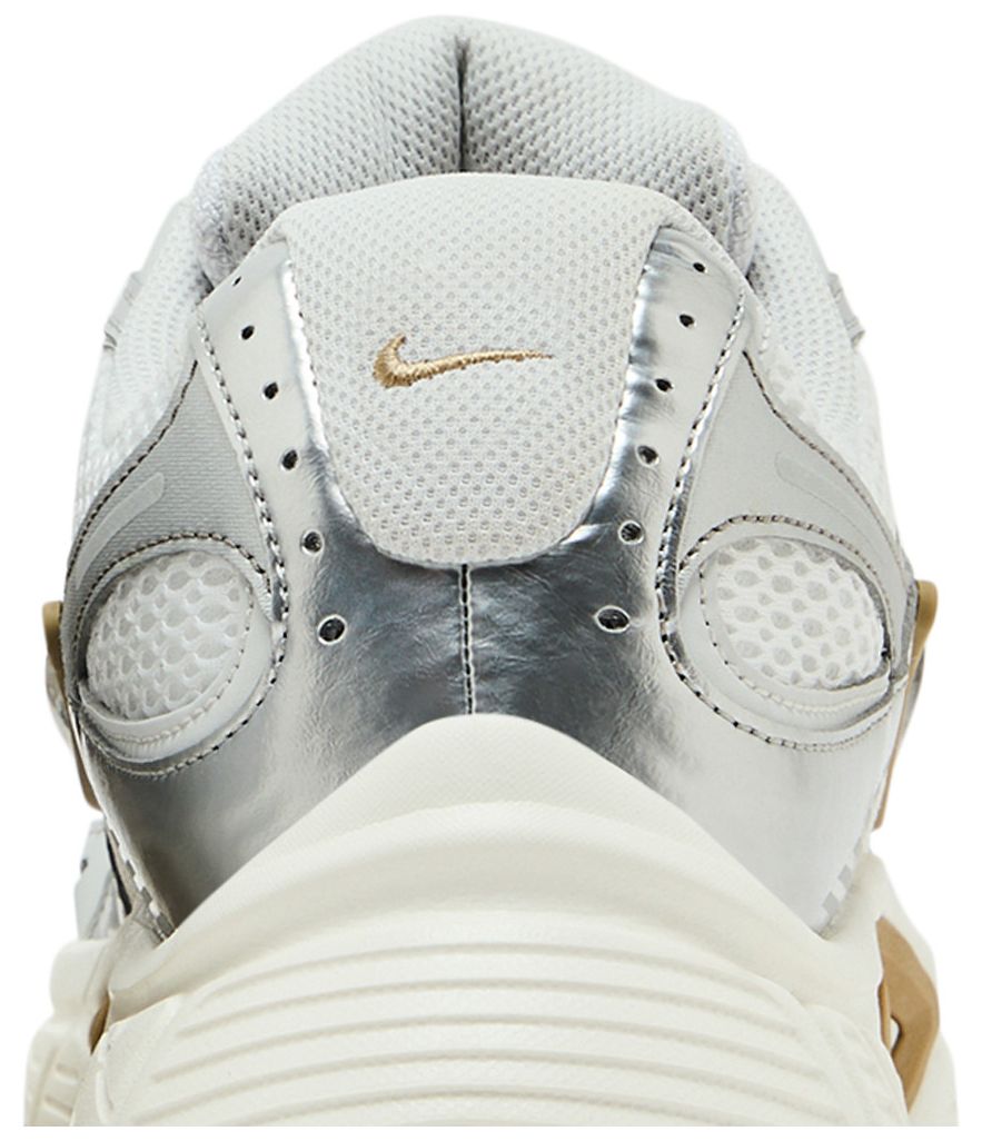 Nike V5 RNR Parachute Beige Metallic Pewter