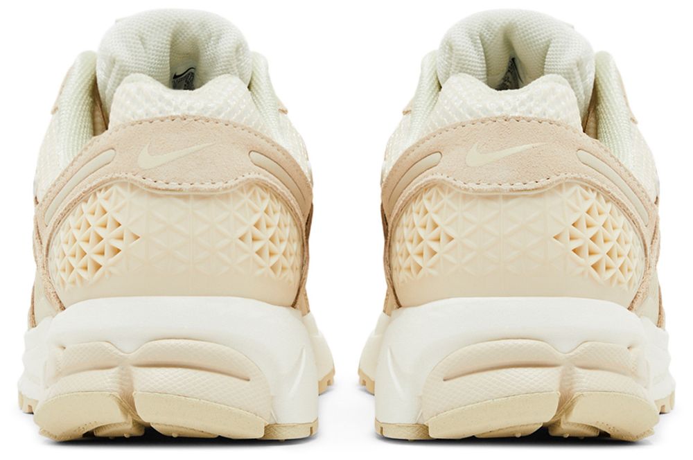 Nike Zoom Vomero 5 Beach Light Khaki (Women's)