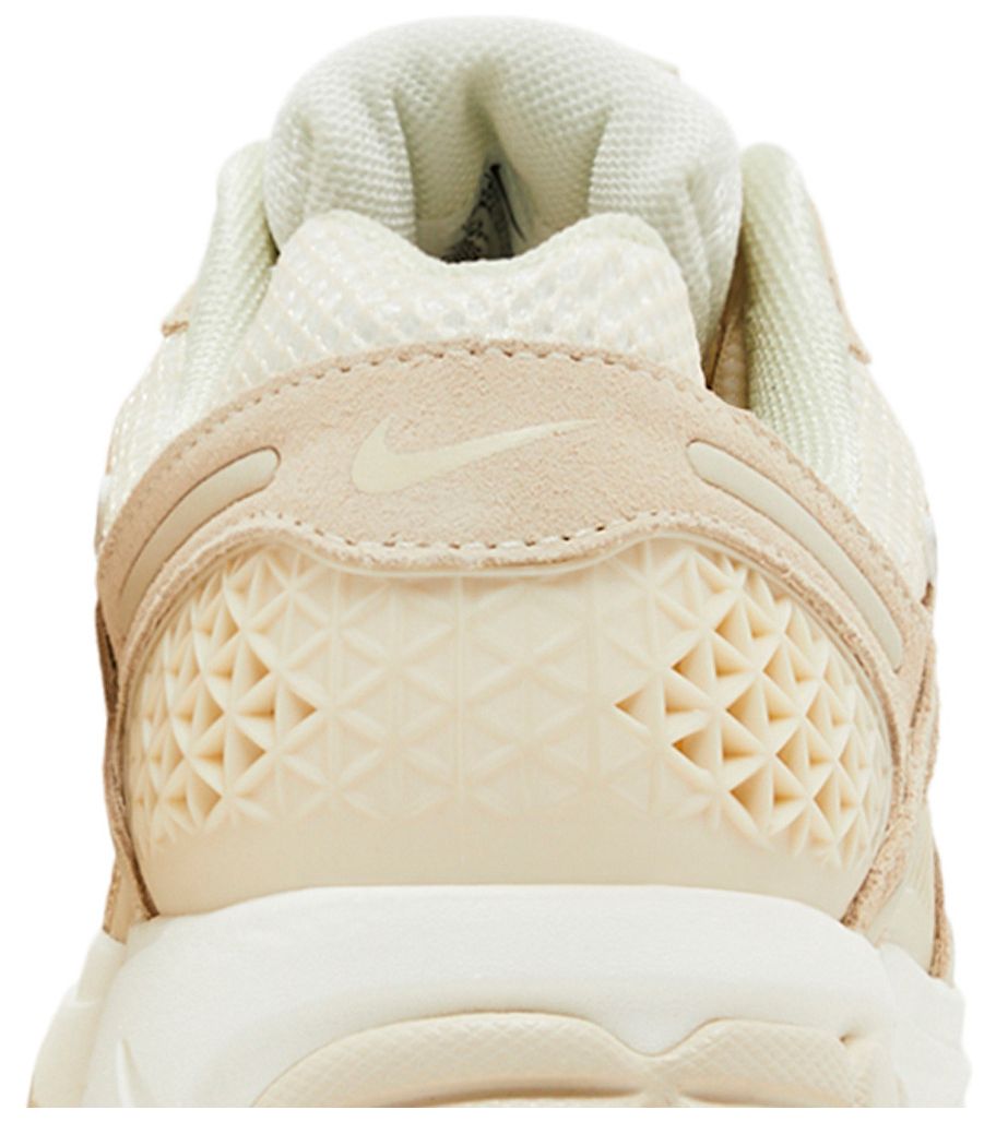 Nike Zoom Vomero 5 Beach Light Khaki (Women's)