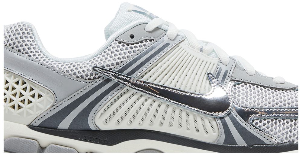 Nike Zoom Vomero 5 Metallic Silver