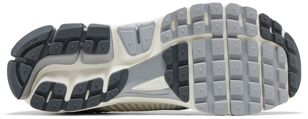 Nike Zoom Vomero 5 Metallic Silver