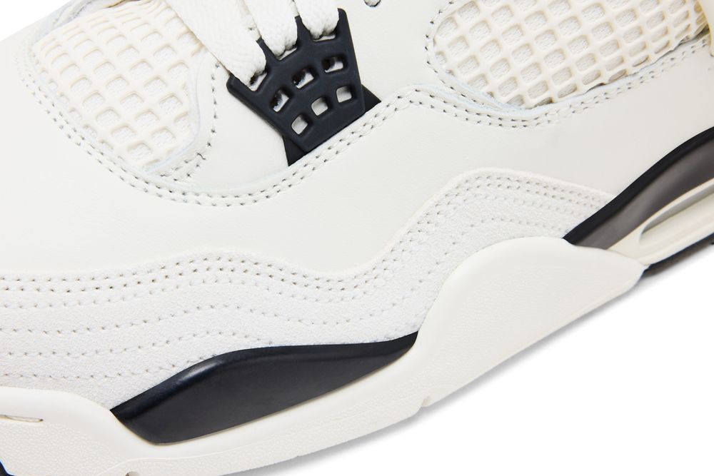 Jordan 4 Retro OG Flight Club