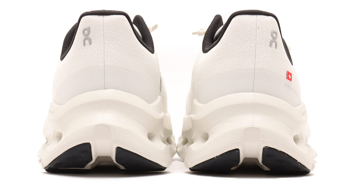 On Running Cloudtilt Pearl Ice (Women's)