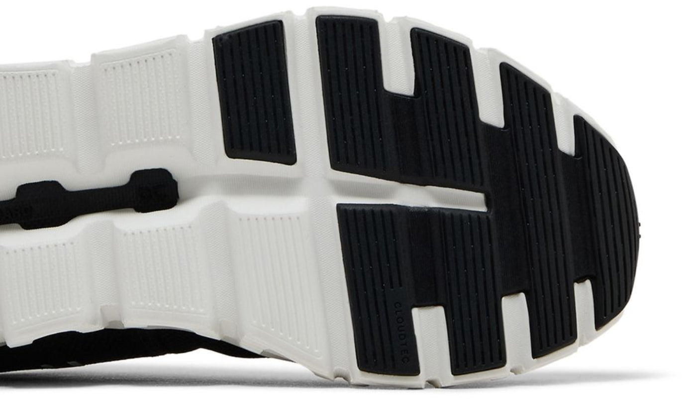 On Running Cloud 6 Black White (Women's)