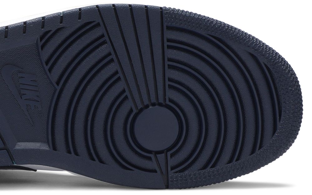 Jordan 1 Mid Obsidian Sanded Purple