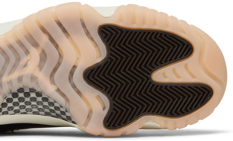 Jordan 11 Retro Neapolitan (Women's)