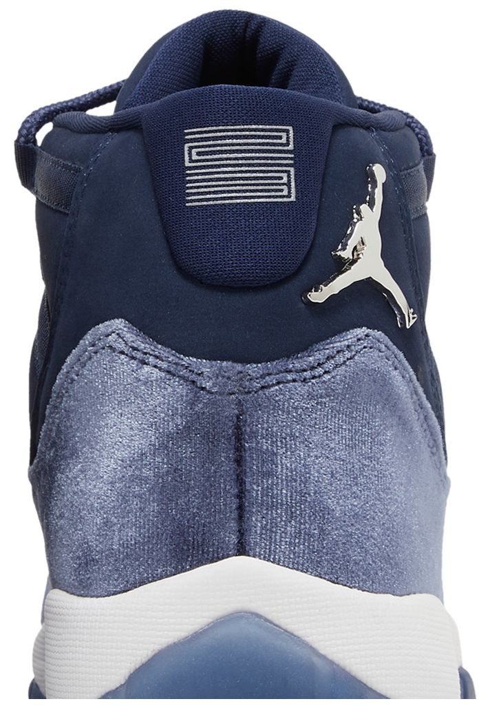 Jordan 11 Retro Midnight Navy (Women's)