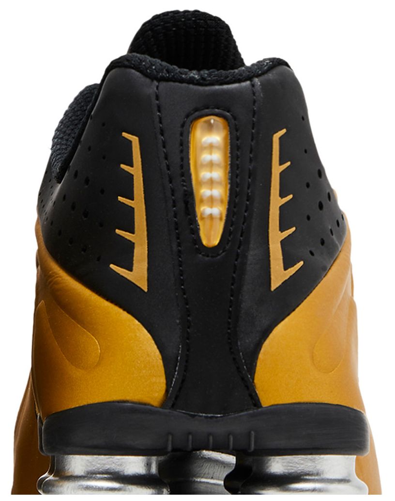 Nike Shox R4 Black Metallic Gold (Women's)