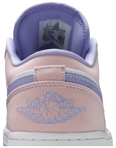 Jordan 1 Low SE Arctic Punch