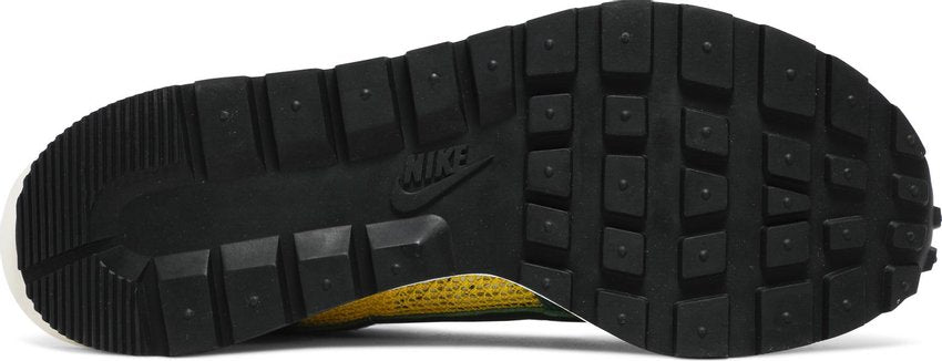 Nike Vaporwaffle sacai Tour Yellow Stadium Green