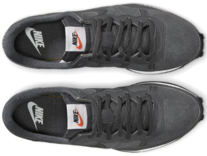 Nike Challenger OG SE 'Iron Grey Black'