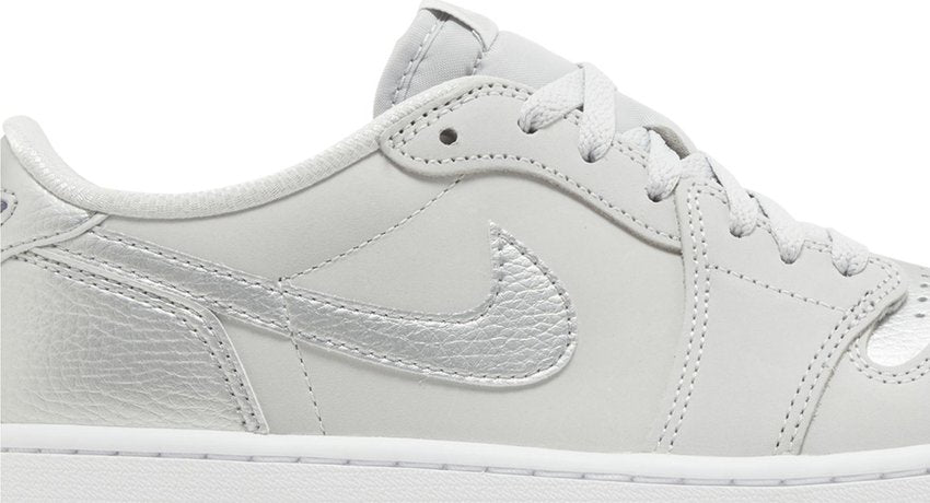 Jordan 1 Low OG Metallic Silver