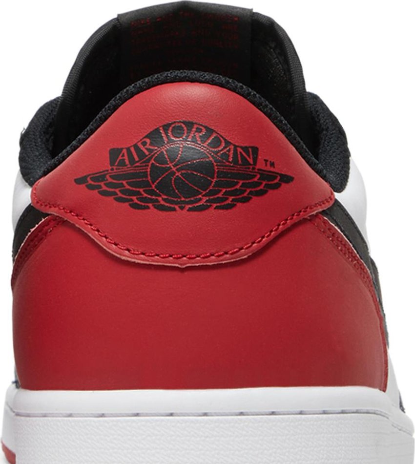 Jordan 1 Retro Low OG Black Toe (2023)
