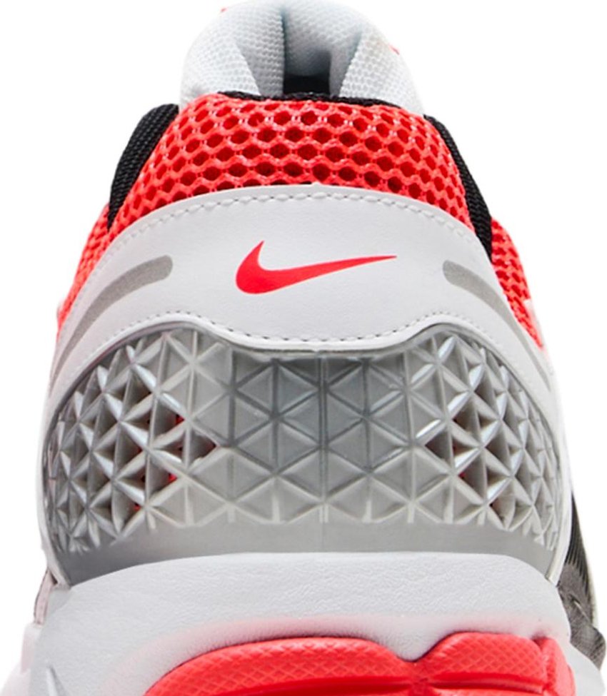 Nike Zoom Vomero 5 Bright Crimson