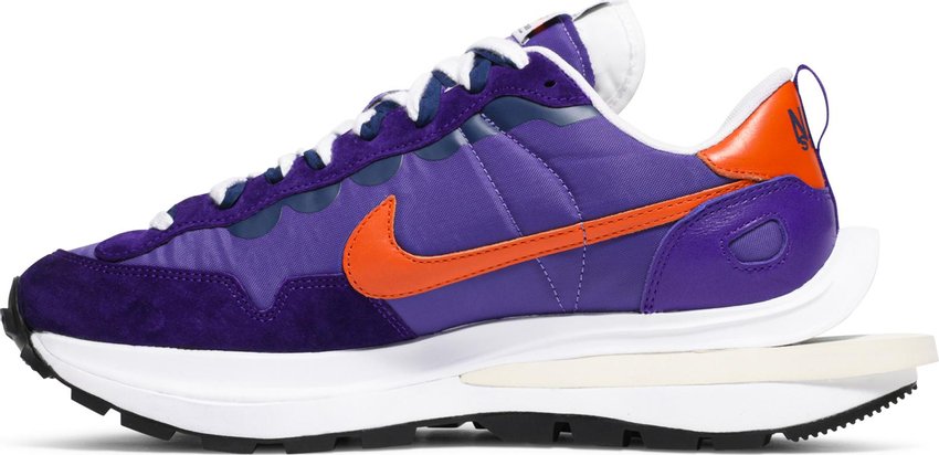 Nike Vaporwaffle sacai Dark Iris