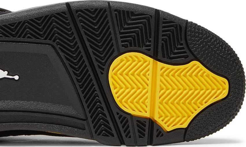 Jordan 4 Retro Thunder (2023)