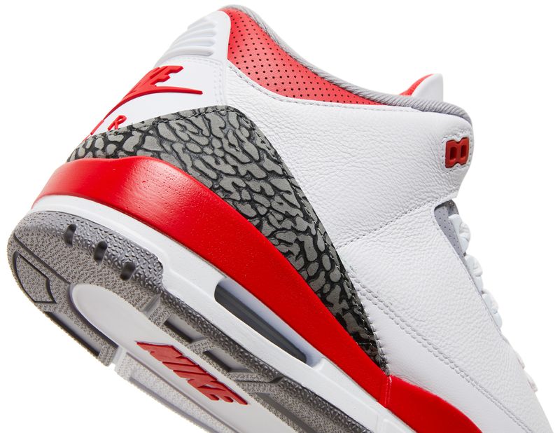 Jordan 3 Retro Fire Red (2022)