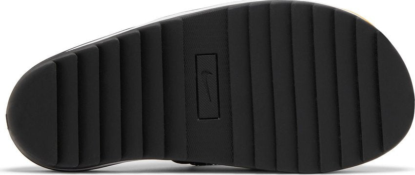 Nike Offline 2.0 Uno Wild Card