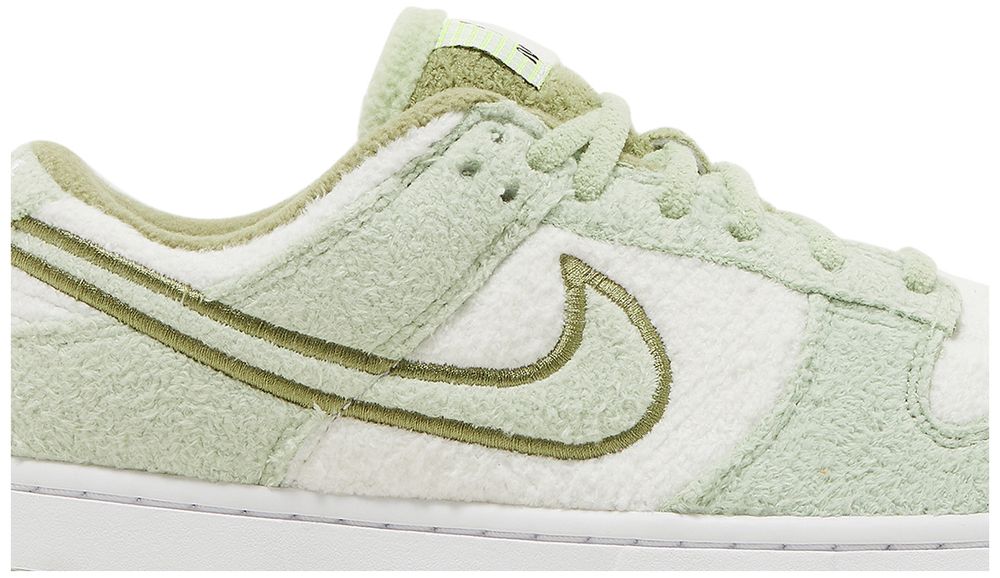 Nike Dunk Low SE Fleece Pack Honeydew (Women's)