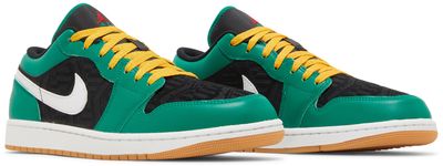 Jordan 1 Low SE Holiday Special (2022)