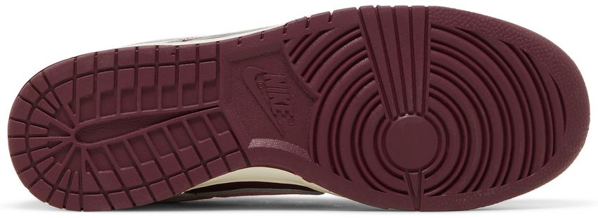 Nike Dunk Low Retro PRM Valentine's Day (2023)