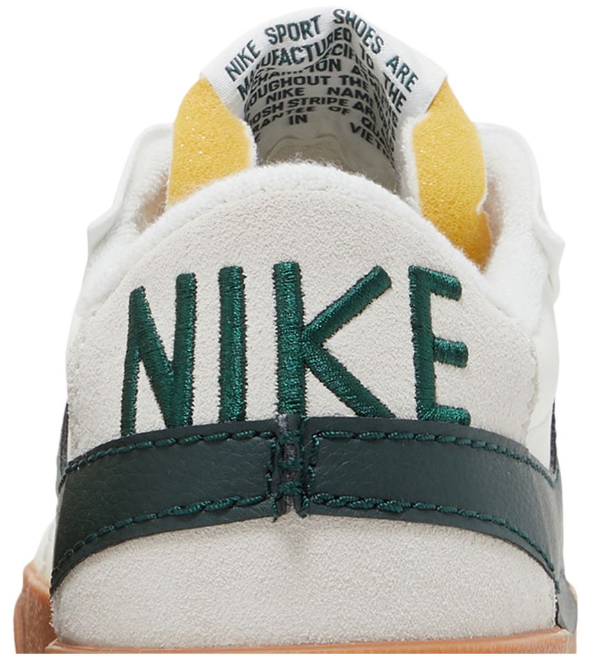 Nike Blazer Low 77 Jumbo WNTR Sail Pro Green Gum