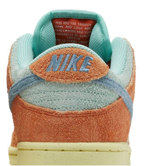 Nike SB Dunk Low Orange Emerald Rise