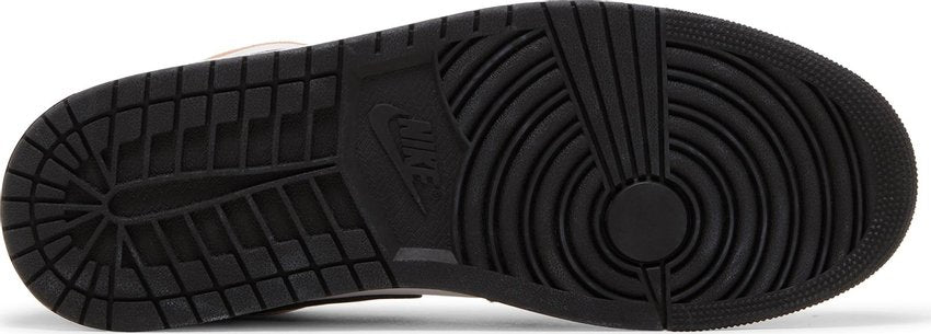 Jordan 1 Low SE Flight Club