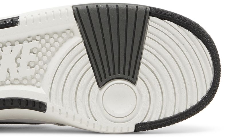 Nike Gamma Force White Black (Women's)