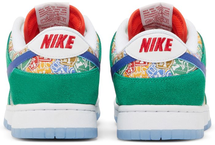 Nike Dunk Low Foam Finger