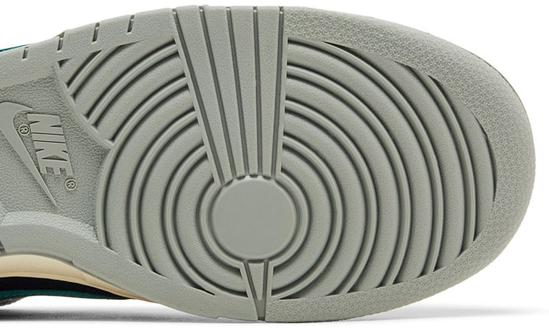 Nike Dunk Low Retro Premium Light Pumice Green Frost