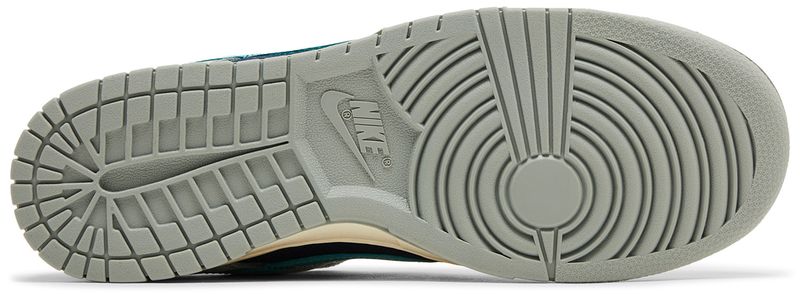 Nike Dunk Low Retro Premium Light Pumice Green Frost