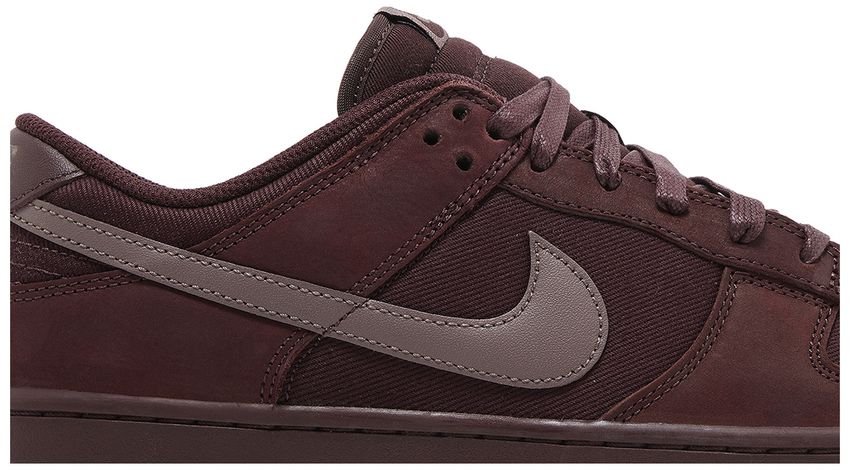 Nike Dunk Low Retro Premium Burgundy Crush