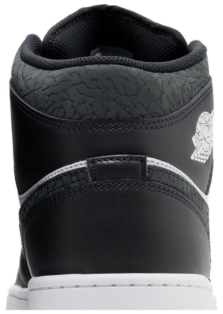 Jordan 1 Mid SE Panda Elephant