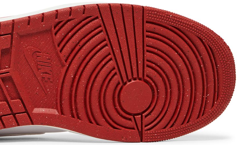 Jordan 1 Mid SE Dune Red