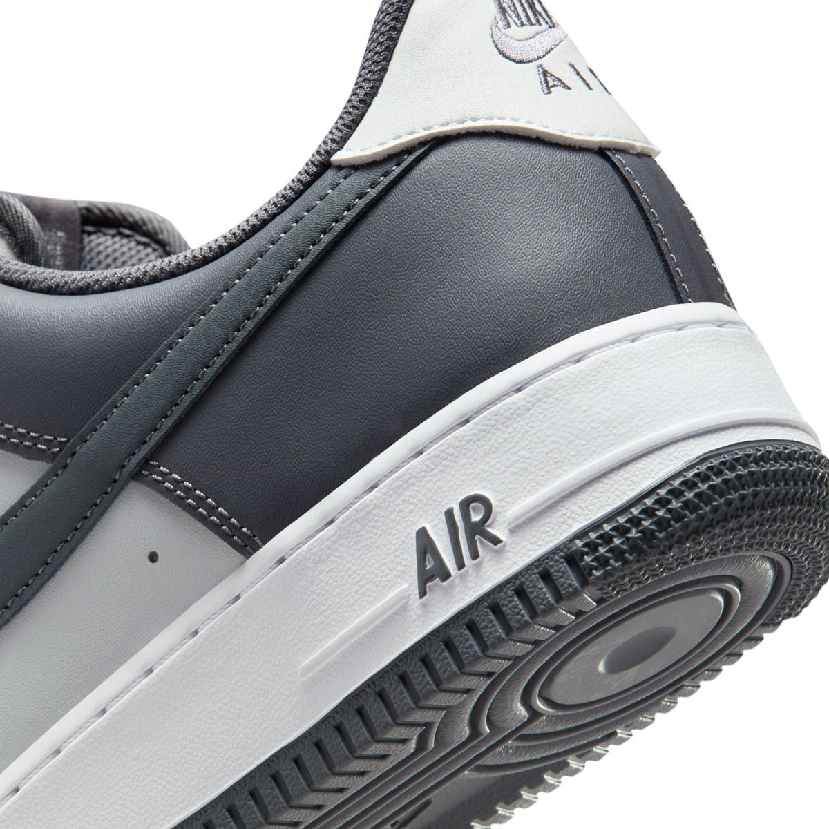 Nike Air Force 1 Low '07 Photon Dust Dark Grey