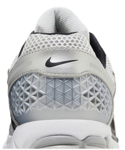 Nike Zoom Vomero 5 Metallic Silver Black