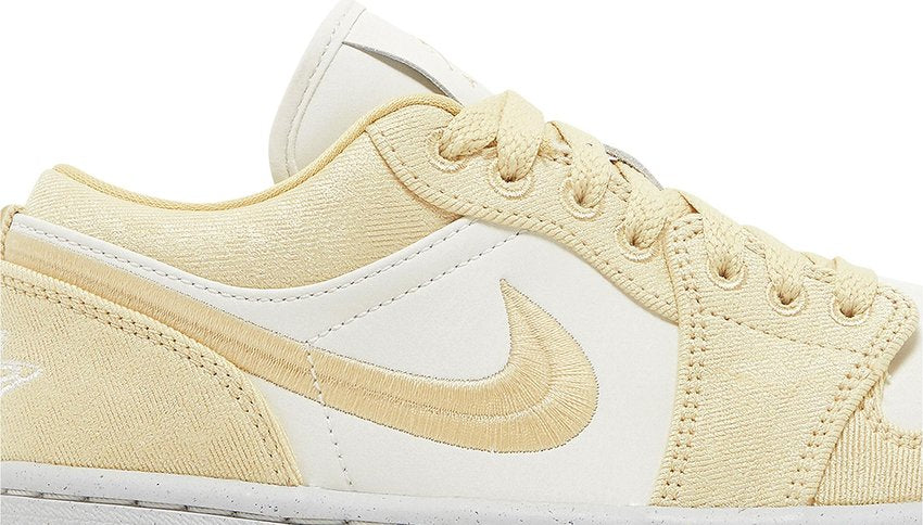 Jordan 1 Low SE Team Gold (Women's)