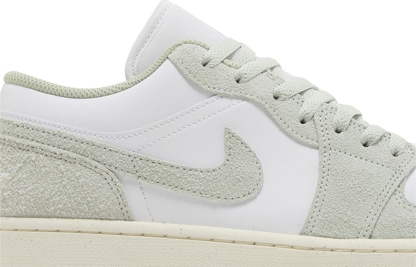 Jordan 1 Low SE Seafoam