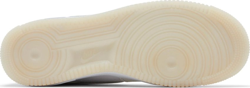 Nike Air Force 1 Low '07 LV8 Summit White Phantom